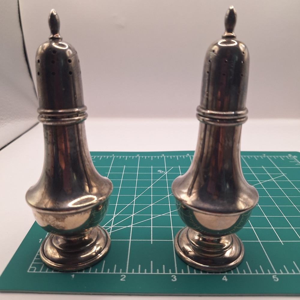 Vintage A.T. Gunner Sterling Silver Salt & Pepper Shakers Star G Hallmark - Picture 6 of 8